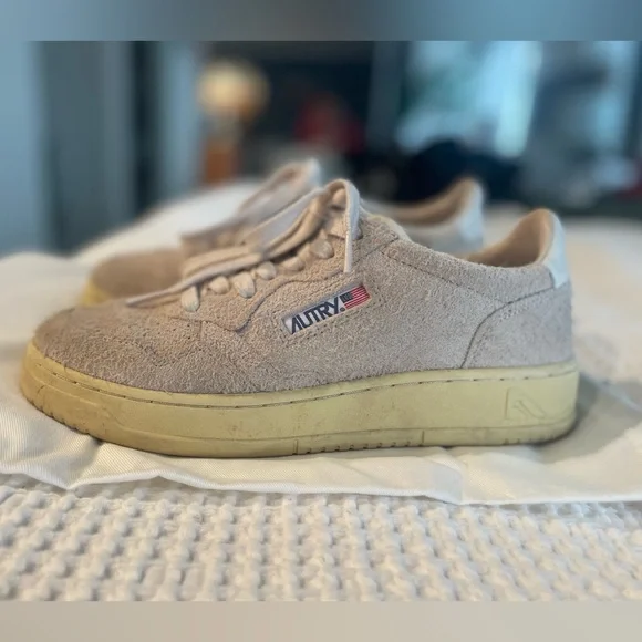 Autry Medalist Low - Sand Suede - Picture 10 of 10